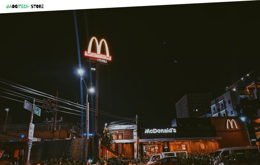 McDonald’s Worker Reveals Customers Who Greet Them May Be Ignored